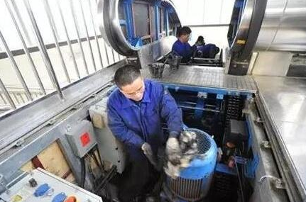四川別墅電梯 來聽聽別墅電梯維護(hù)人員的心聲-四川別墅電梯